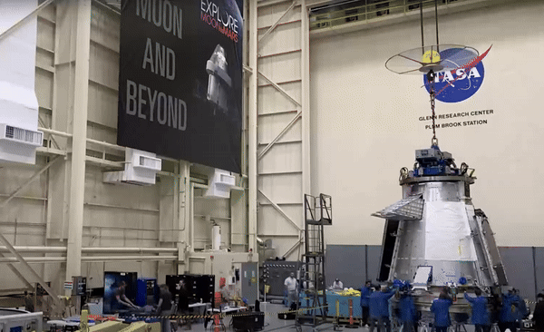 Gif of the Shooting Star cargo module being lifted and moved using a Ron 2501 load cell by Eilon Engineering